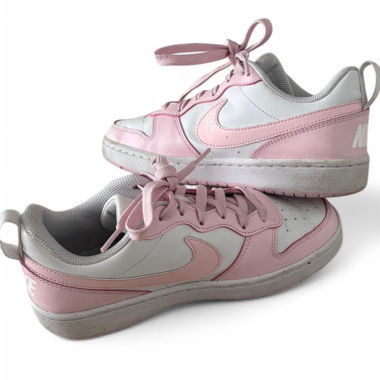 Nike Air Force 1 Low pink and white trainers 