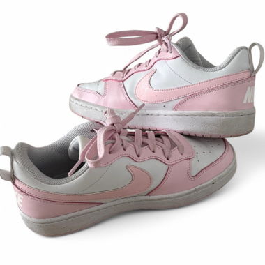 Nike Air Force 1 Low pink and white trainers 
