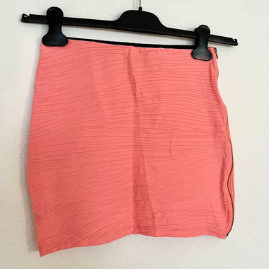 Bershka Minirock koralle mit Reissverschluss 