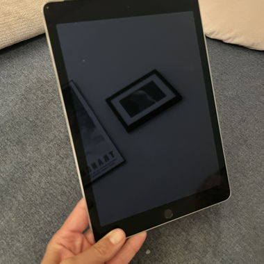 Apple iPad Tablet 2016