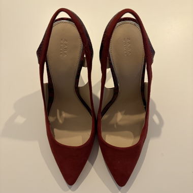 Talons aiguilles rouge-bordeaux