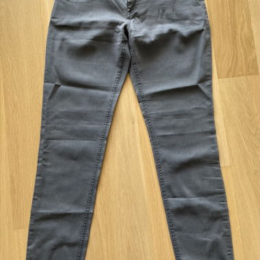 Graue Damenjeans Gr. 27