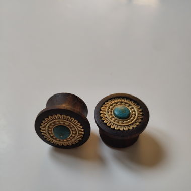 Plugs aus Holz