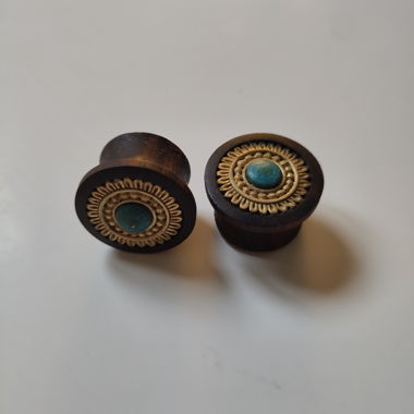 Plugs aus Holz