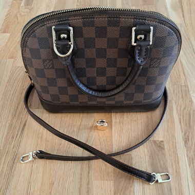 Louis Vuitton Alma BB