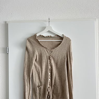 Beiger Cardigan, Grösse 38