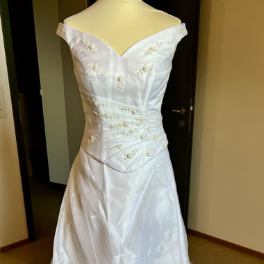 Abito da sposa in due pezzi incl. accessori