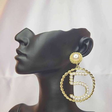 NEUE Chanel model Ohrringen 