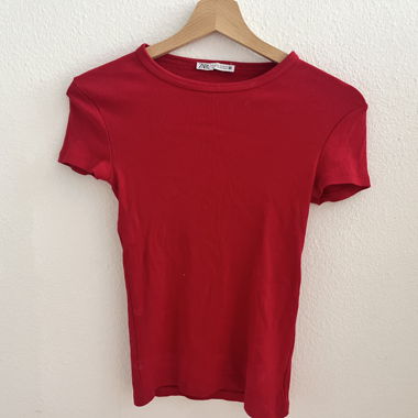 T-shirt Zara rosso