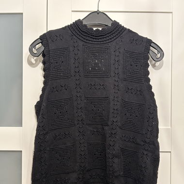top black