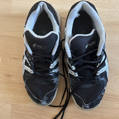 Asics Sports Shoes Black/White