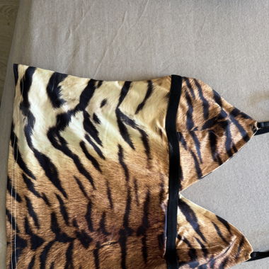 animalprint shirt