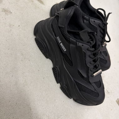 Baskets Steve Madden noires