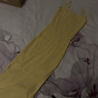 Robe jaune