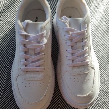 Sneaker weiss