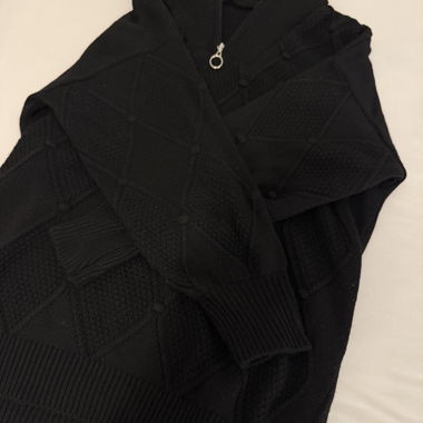 Pull en tricot noir