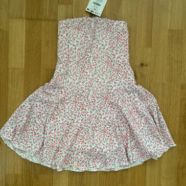 Robe d'été florale Bershka