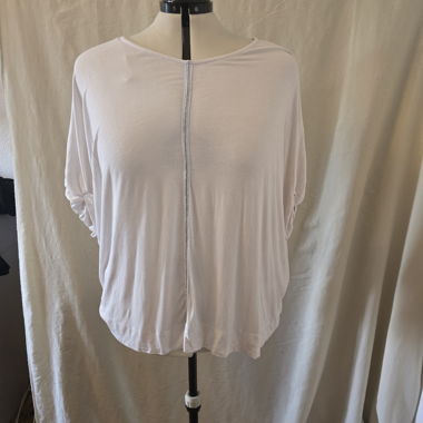 Top bianco ampio