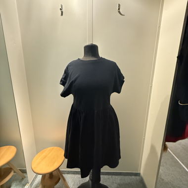 Robe décontractée noire