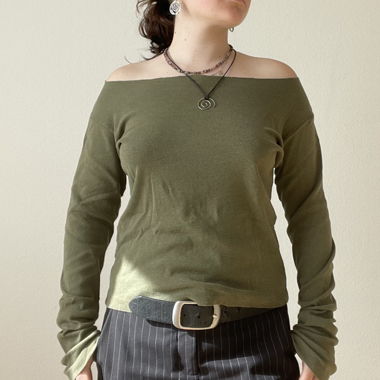 Off Shoulder Pullover