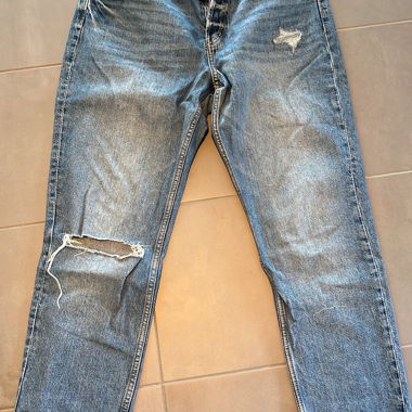 Jean boyfriend déchiré taille basse