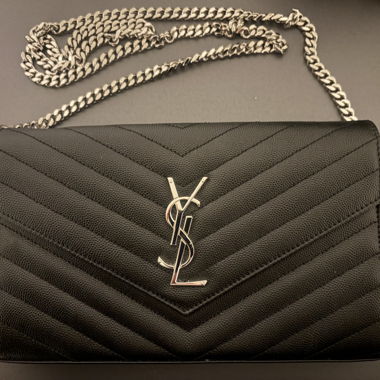 Portafoglio con catena YSL