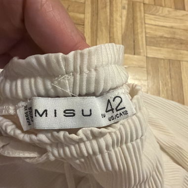 Weisse kurze Hose