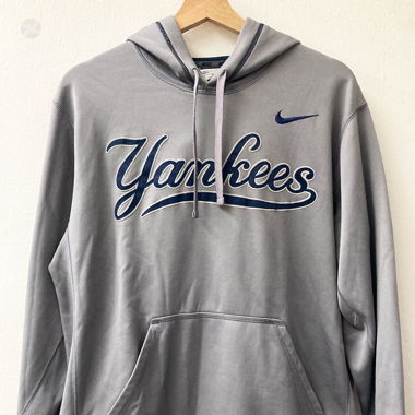 Nike Yankees Hoodie Grau Therma-Fit