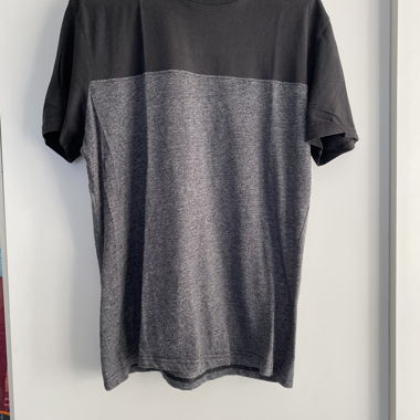T-shirt YOURTURN nero/grigio