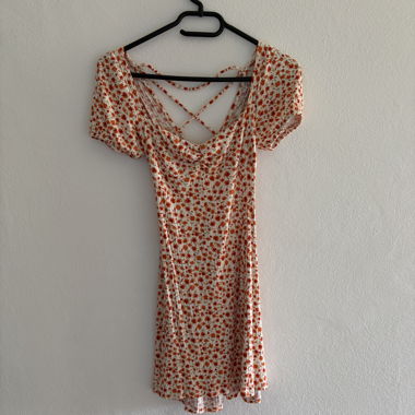 Blumenkleid von Bershka