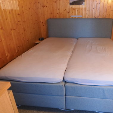 Neues Box-Spring-Bett