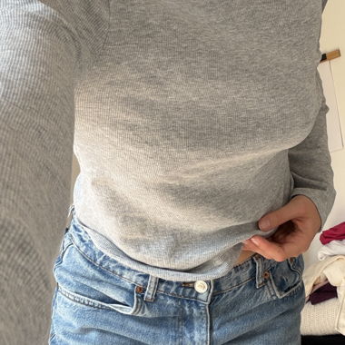 Maglia a maniche lunghe grigia