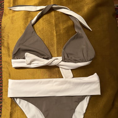 Bikini never used