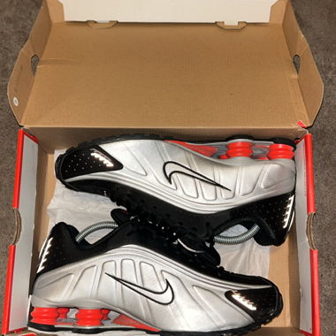 Nike shox R4