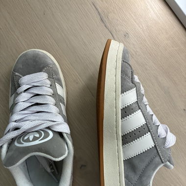 Adidas Campus