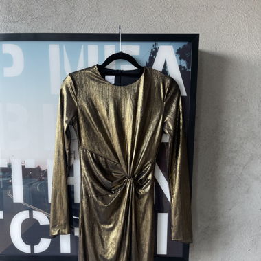 Goldenes Midistretchkleid von GAELLE Paris 