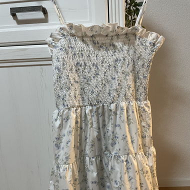 Sommerkleid mit Blumenmuster