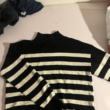 Gestreifter Pullover 
