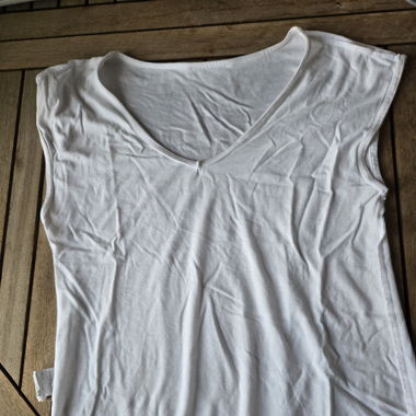 Divers tshirts et body