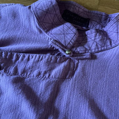 Chemise violette au style tunique chinoise