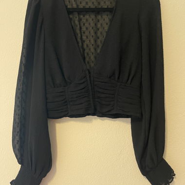 Blouse noire courte