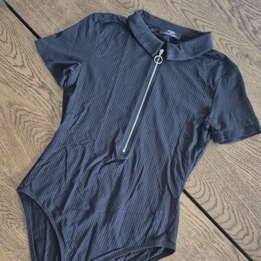 Bershka schwarzer Body