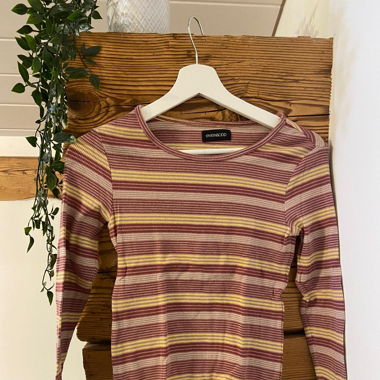 Gestreiftes Langarmshirt