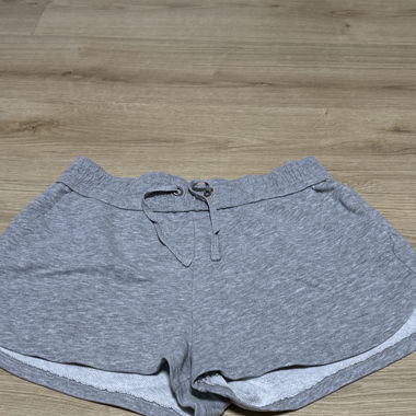 Shorts (grau)