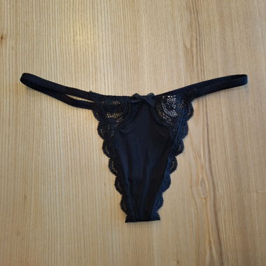 V-String