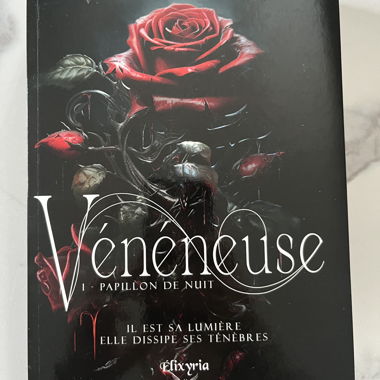 Vénéneuse volume 1