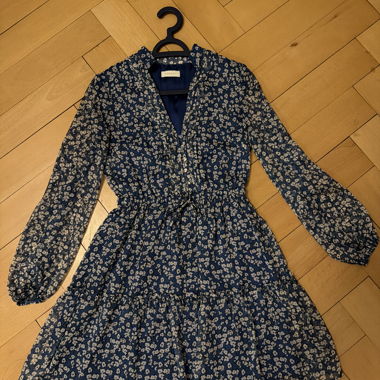 Kookai florales Kleid mit langen Ärmeln