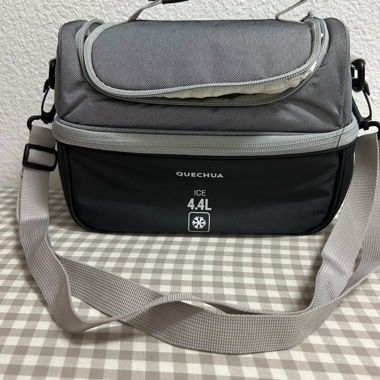 Quechua Insulated Bag 4.4L