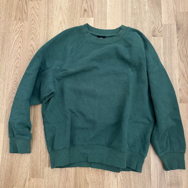 H&M Sweater Size M