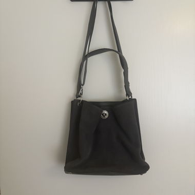 Dunkelgraue Veloursledertasche
